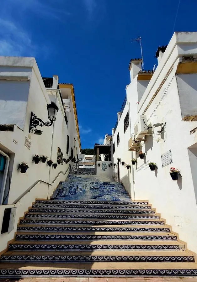 Benahavis Village Penthouse Apartment, 2 Bedrooms, Stunning Views, Swimming Pool !! Spain